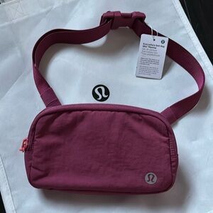 LULULEMON EVERYWHERE BELT BAG MINI *RIPSTOP IN WASHED MAUVE/SAKURA PINK NWT